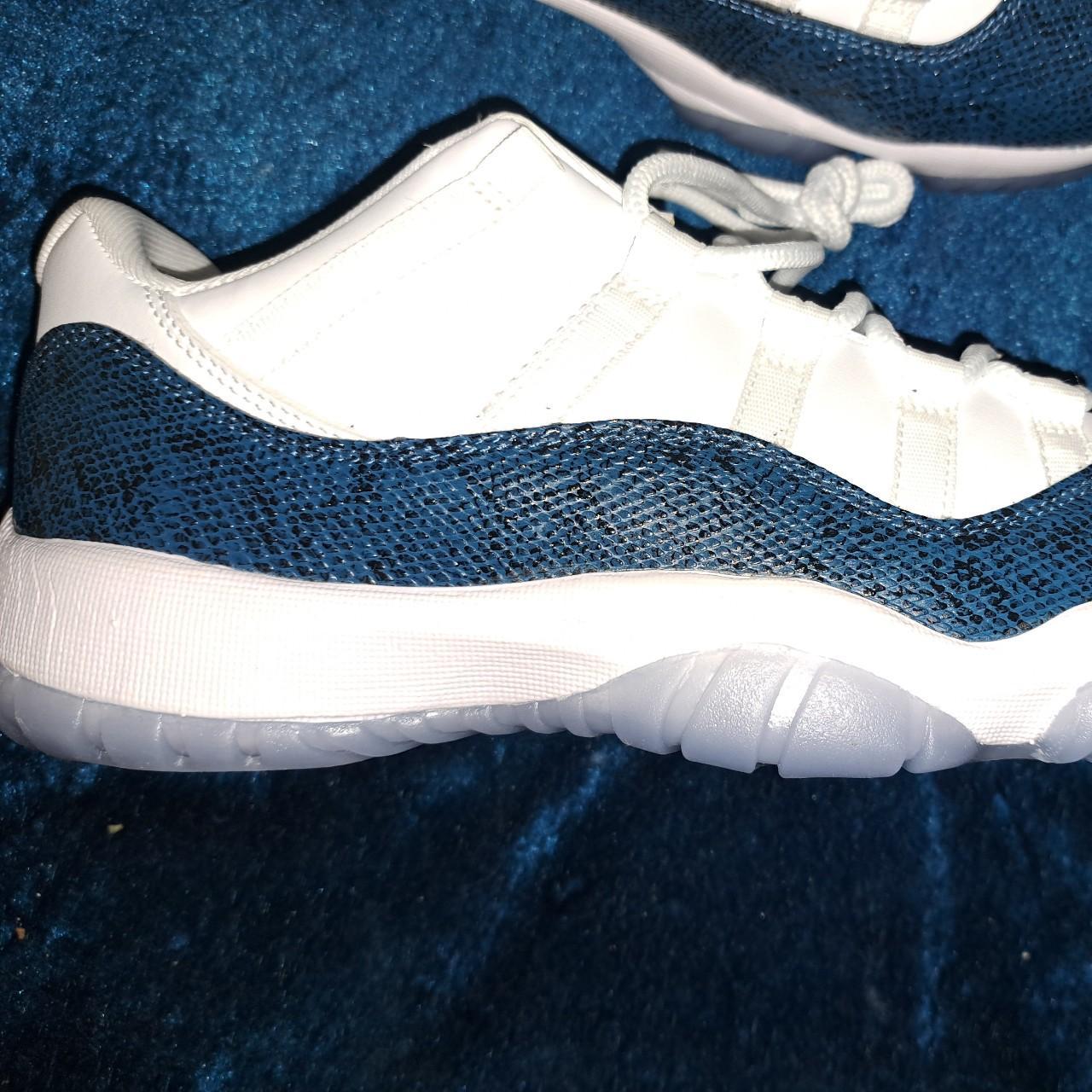 Nike jordan hotsell 11 low snakeskin