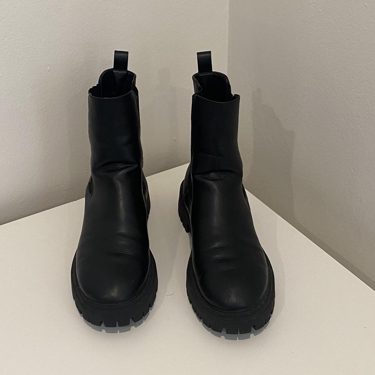 Alice in the Eve chunky black leather boots Worn a... - Depop