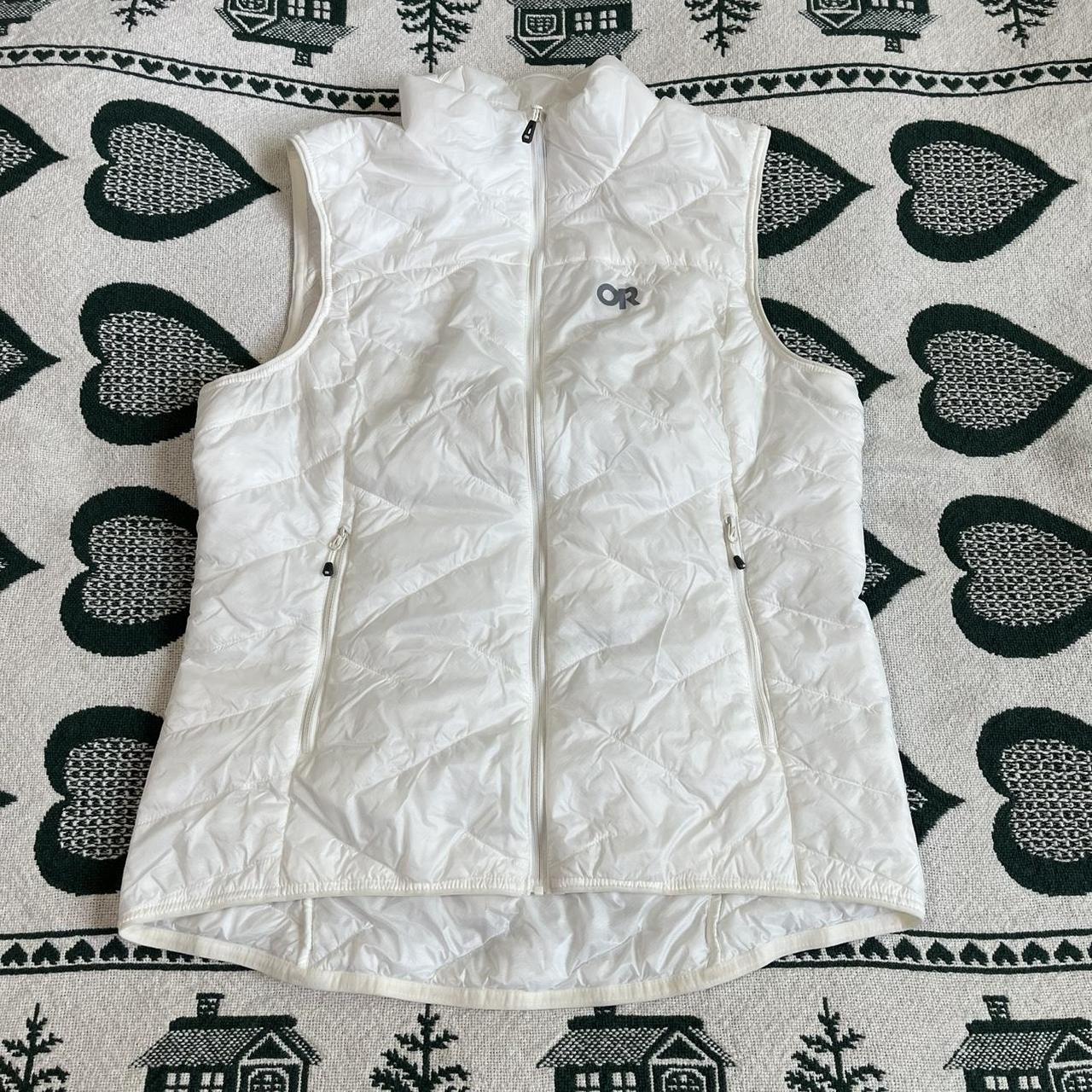 item listed by getlostthrifting