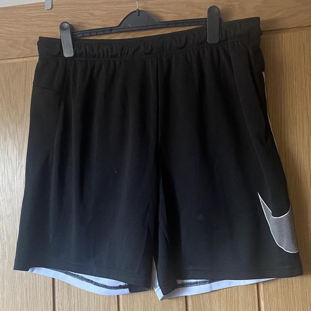 mens black and white nike shorts