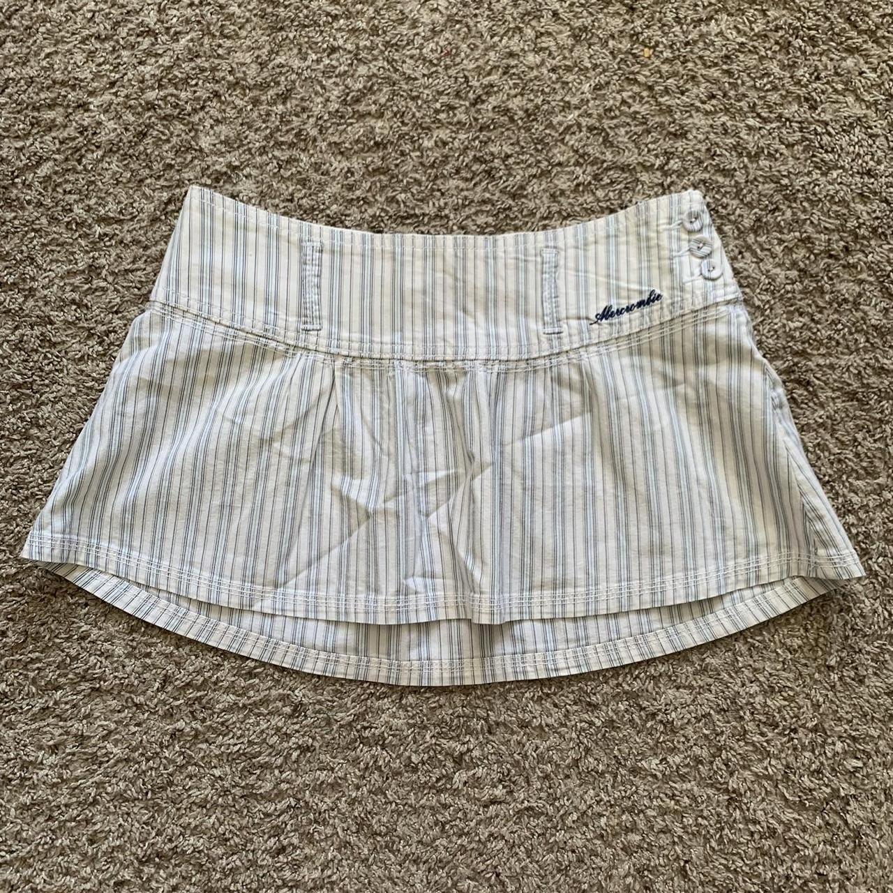 Abercrombie & Fitch Women's Blue and White Skirt | Depop