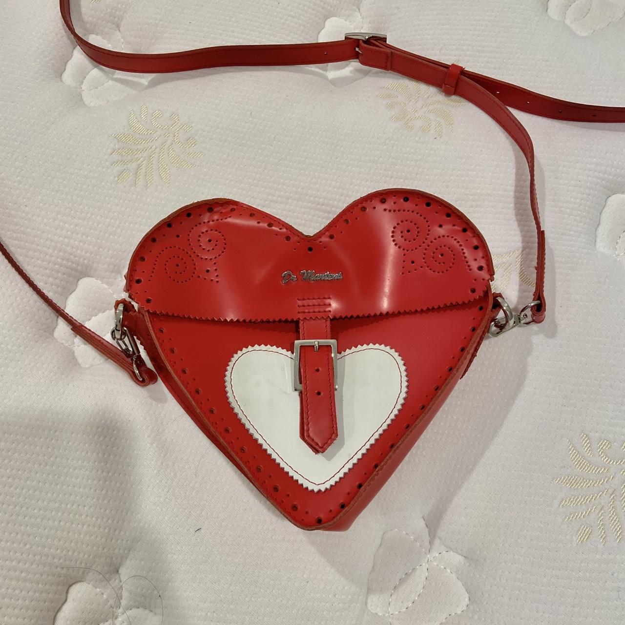 Doc marten heart online purse