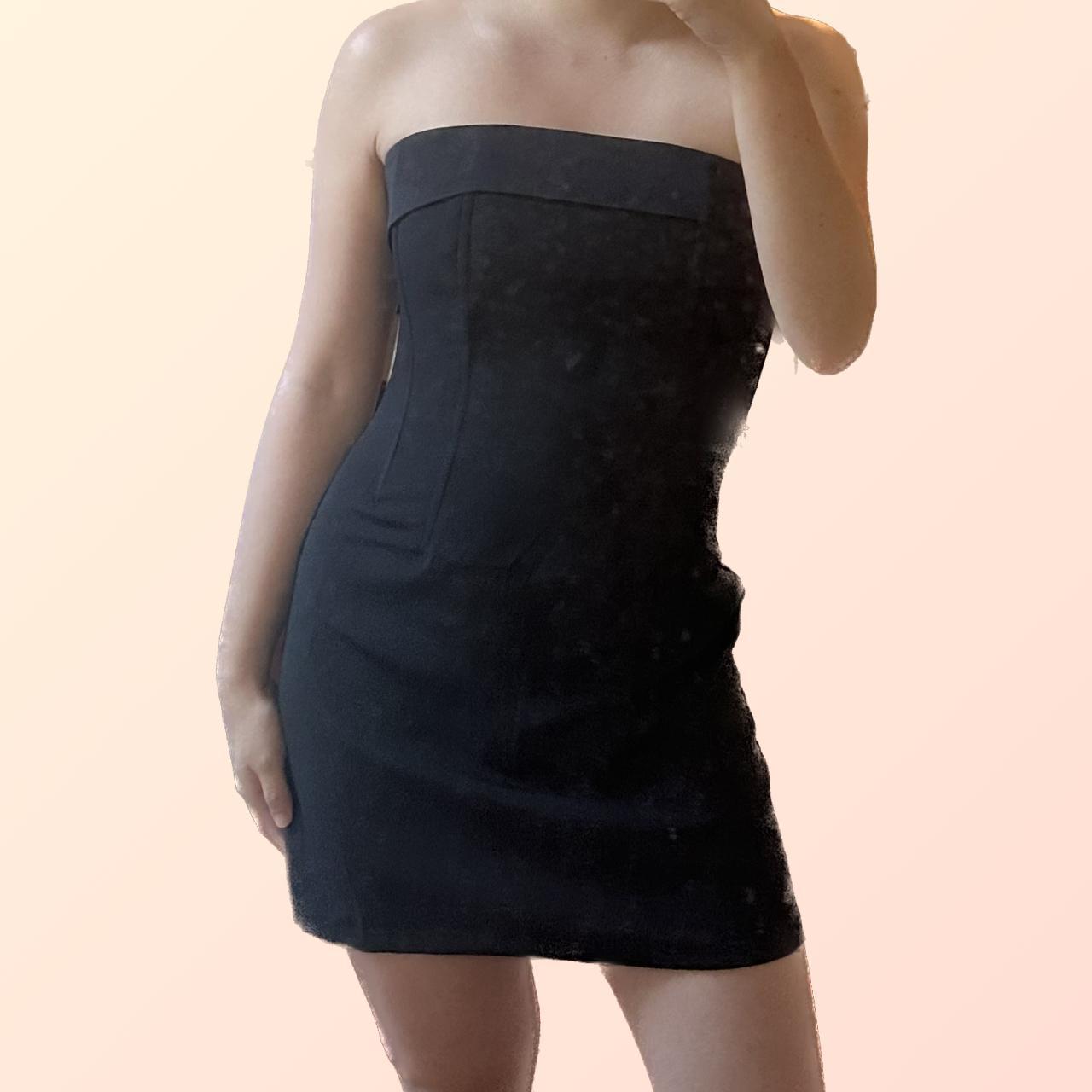 With Jean chloe corset dress in black, size S,