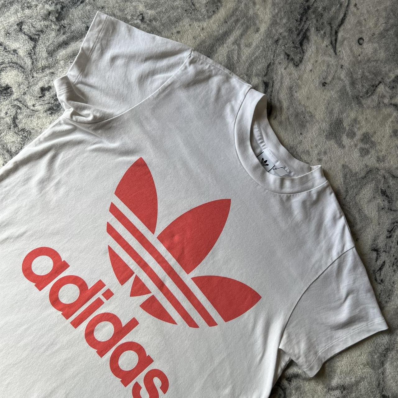 Adidas Women's White and Pink T-shirt | Depop