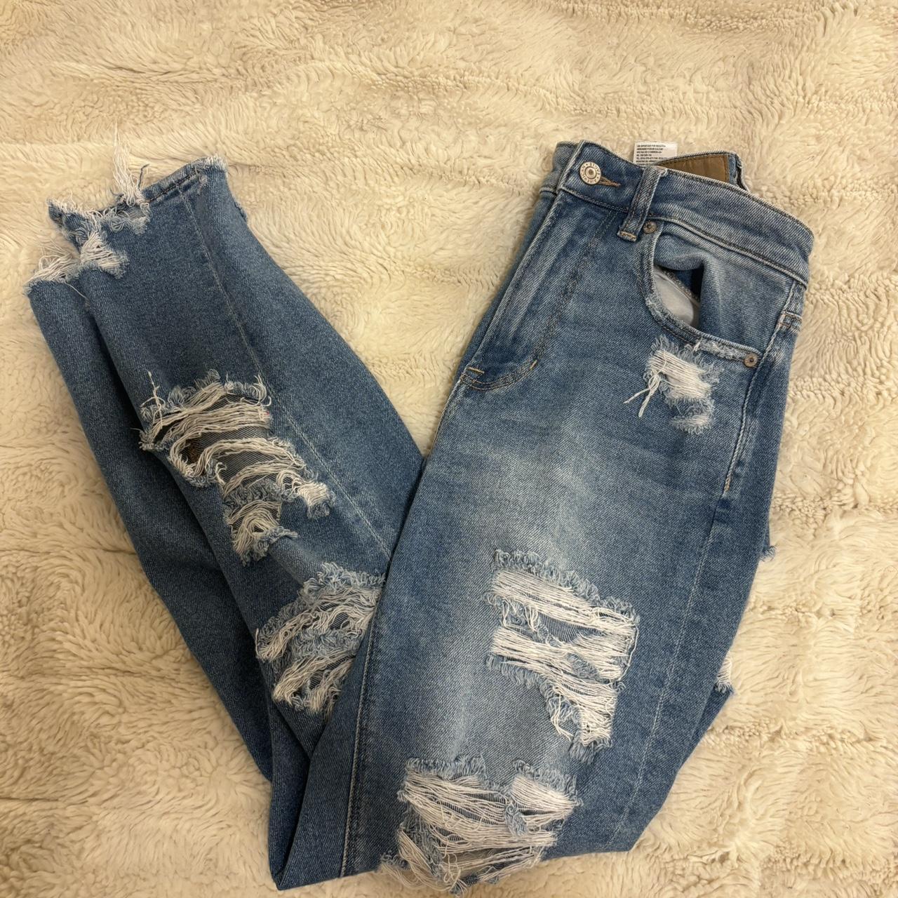 size for American Eagle ripped jeans - Depop