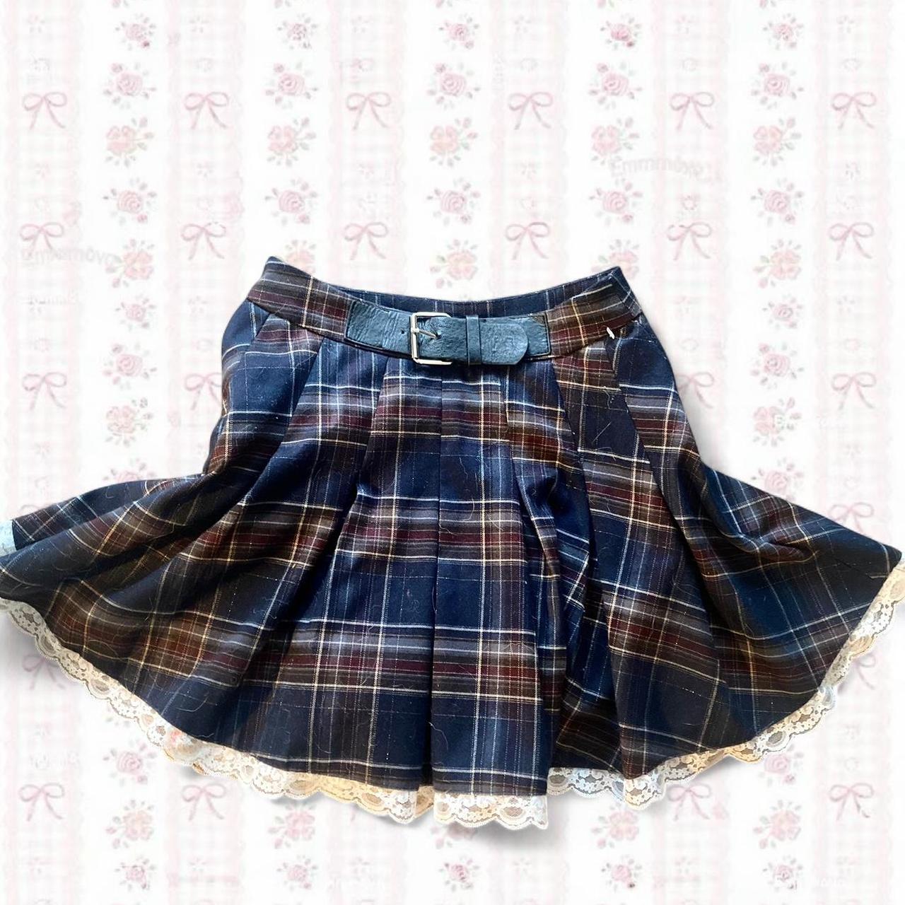 item listed by lilyh4rt