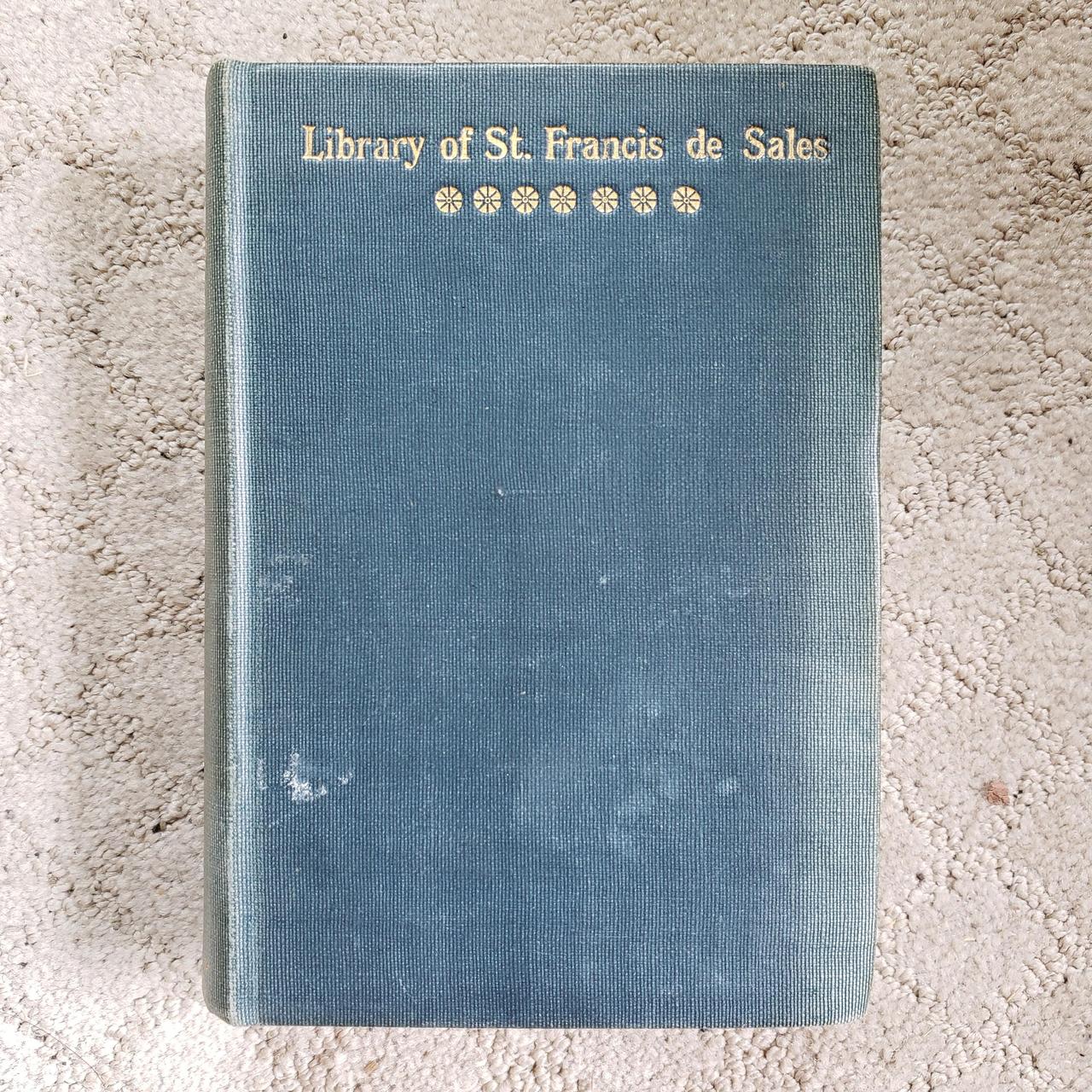 item listed by mrtumnusbookshop