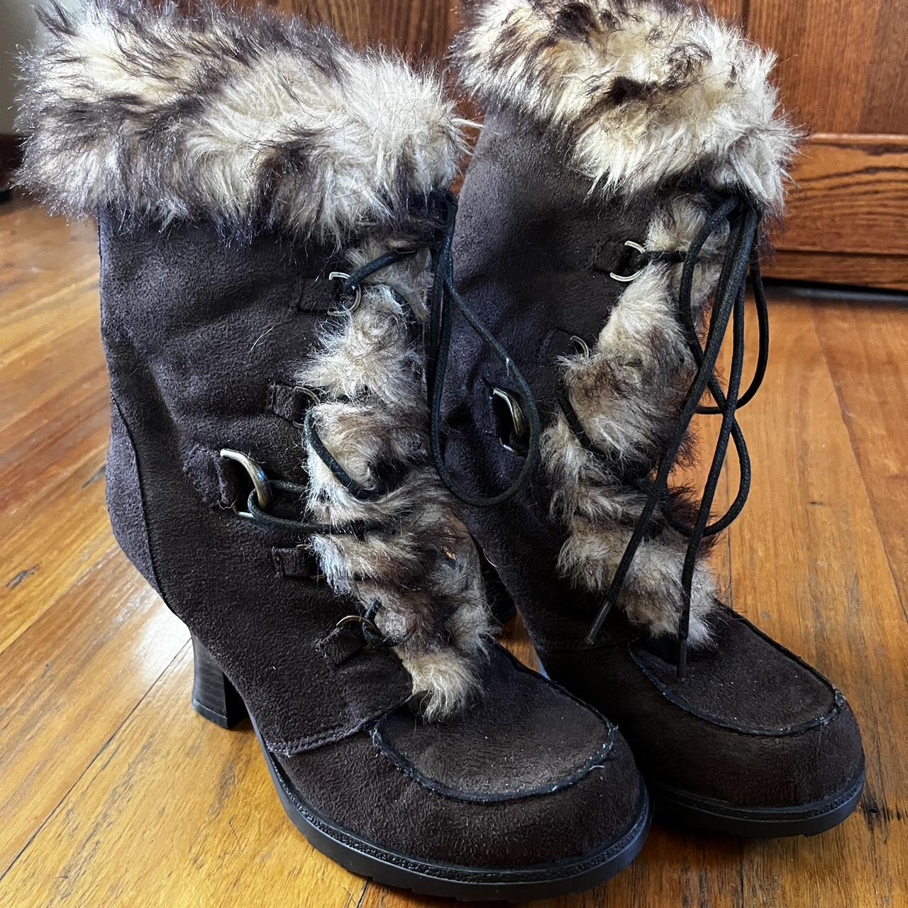 Price drop!! Super cute Tory Burch rabbit fur boots. - Depop