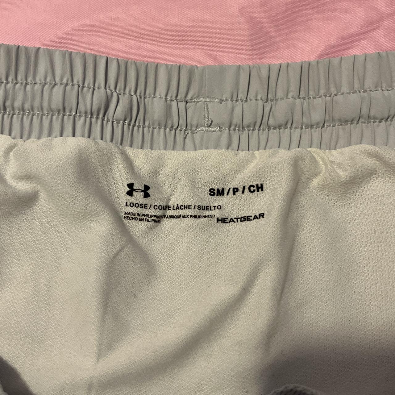 Under armour loose coupe store lache shorts