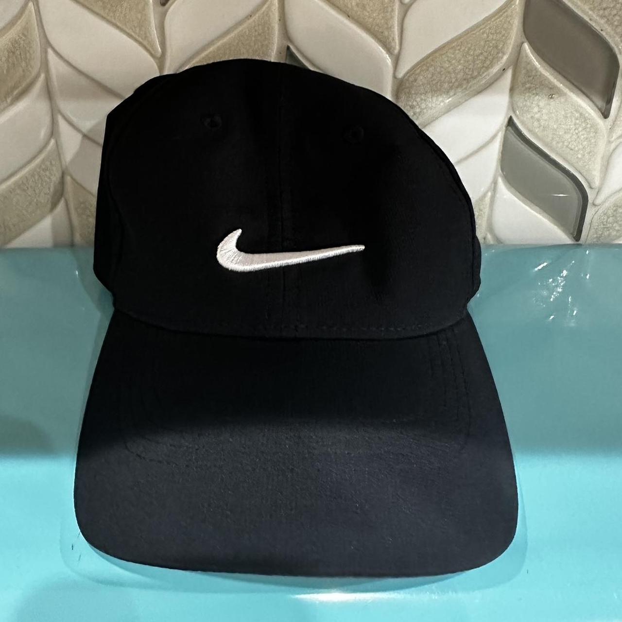 Nike Men's Black Hat | Depop