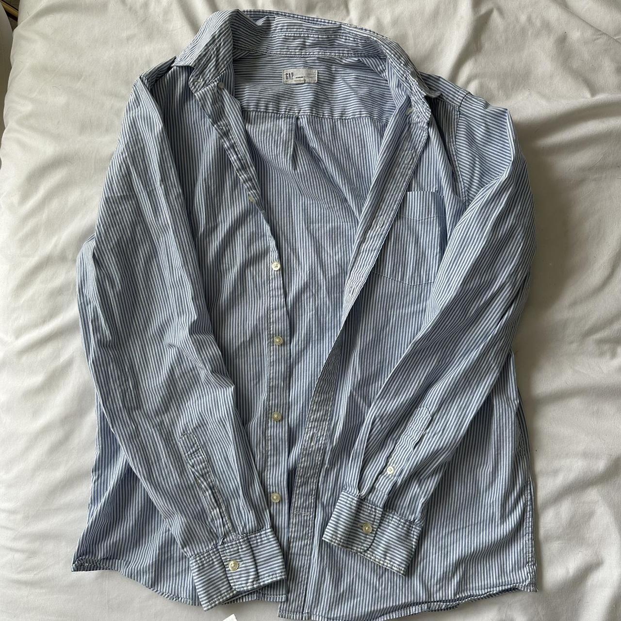 Gap Men's Shirt Depop