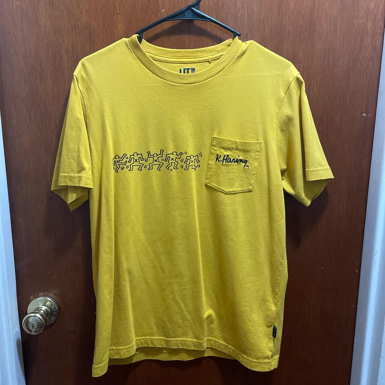 UNIQLO Men's Yellow and Black T-shirt | Depop