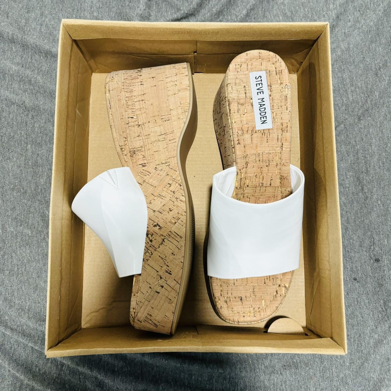 item listed by thriftedbylia