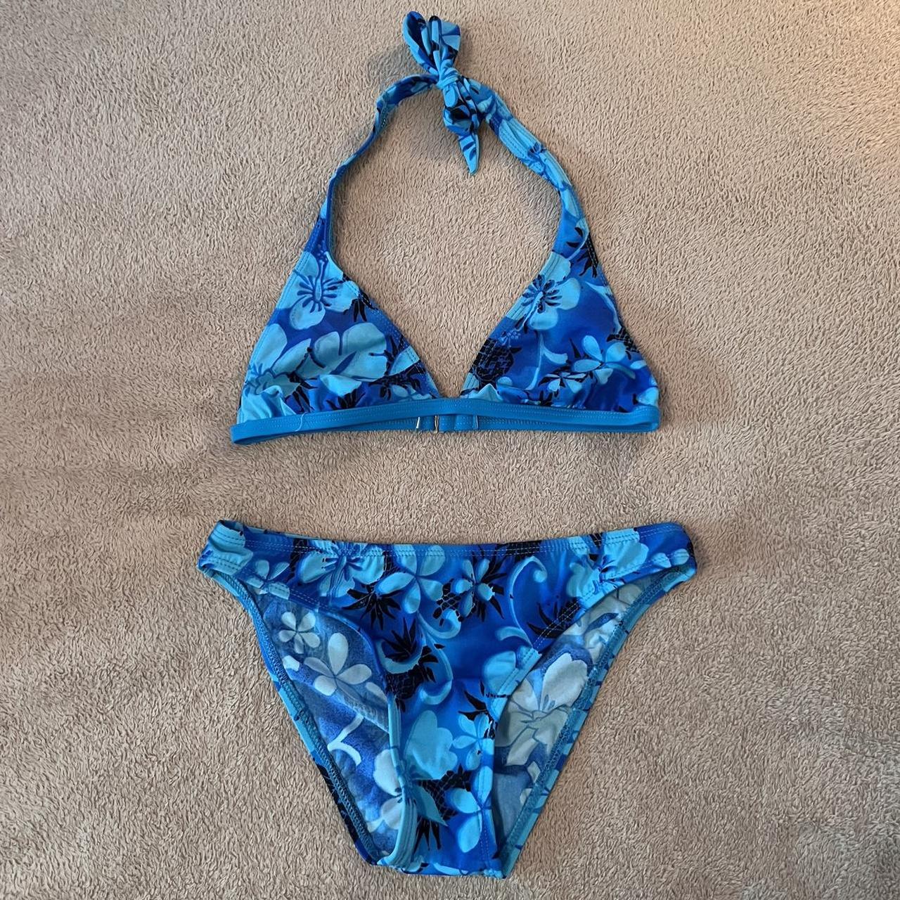 Women's Blue and Navy Bikinis-and-tankini-sets | Depop