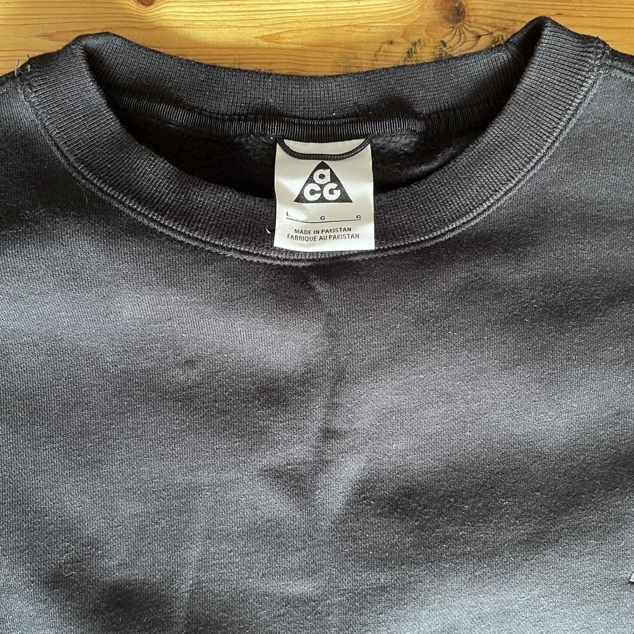 いいネット通販 - 全国送料無料でお届けします pocket crewneck black ACG Nike sweatshirt Depop | jumper トップス
