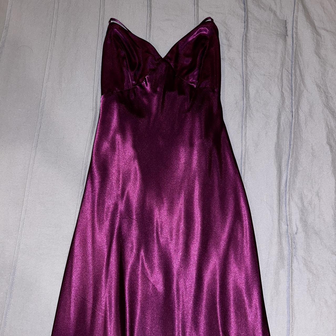 Lulus satin purple formal maxi dress Labeled a size... - Depop