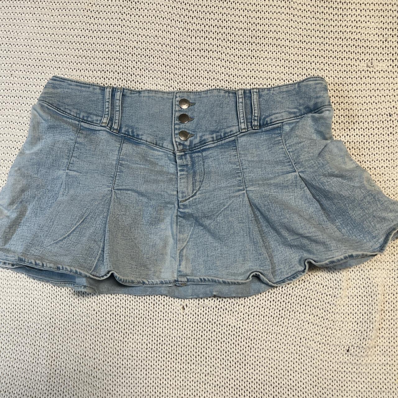 H&M Women's Skirt | Depop