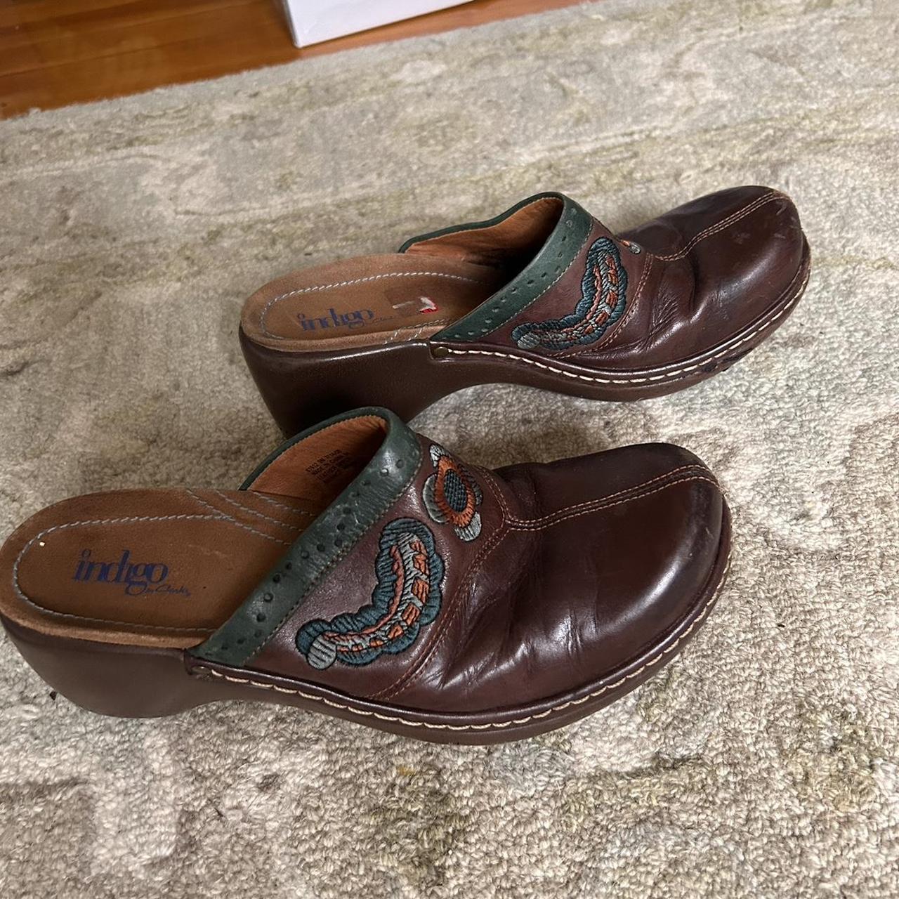 Blue clarks clogs store womens