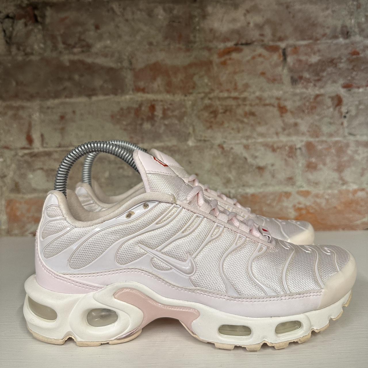 womens pink tns