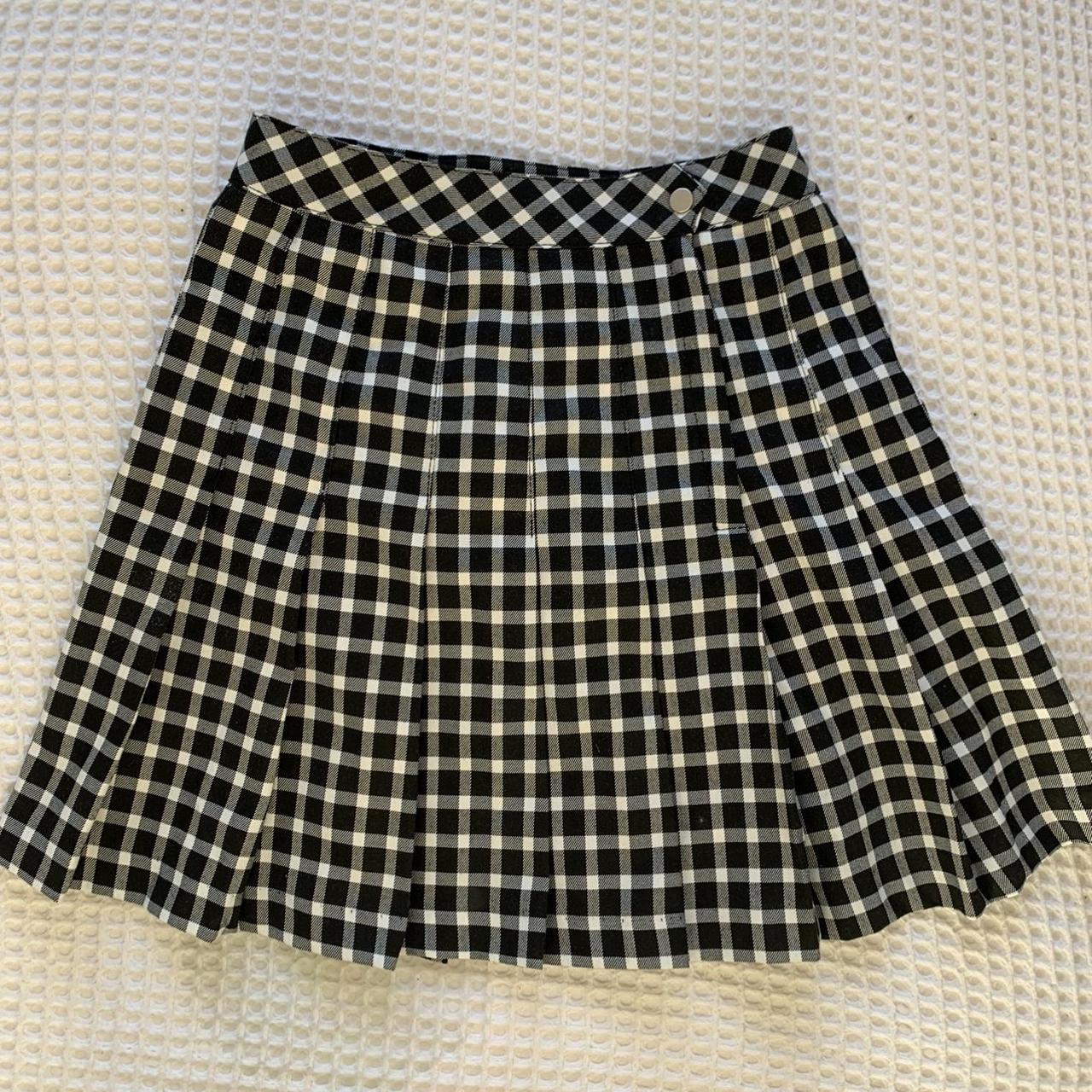 Checkered pleated mini skirt Size UK 4/EU 32 - Depop