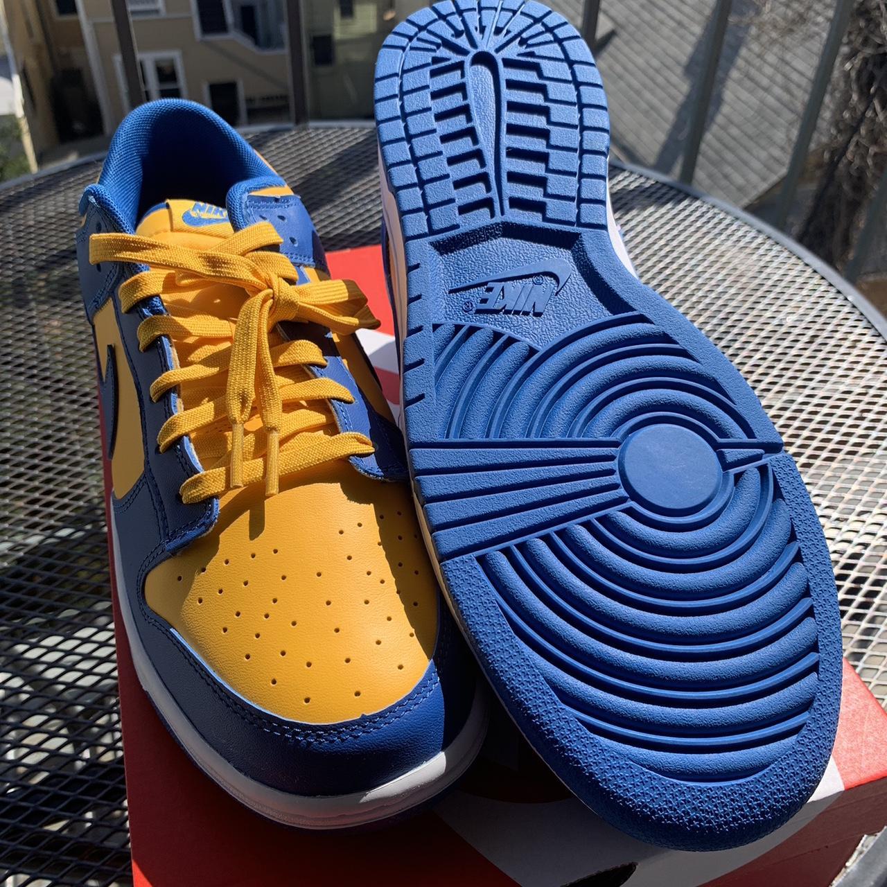 Nike blue outlet yellow trainers