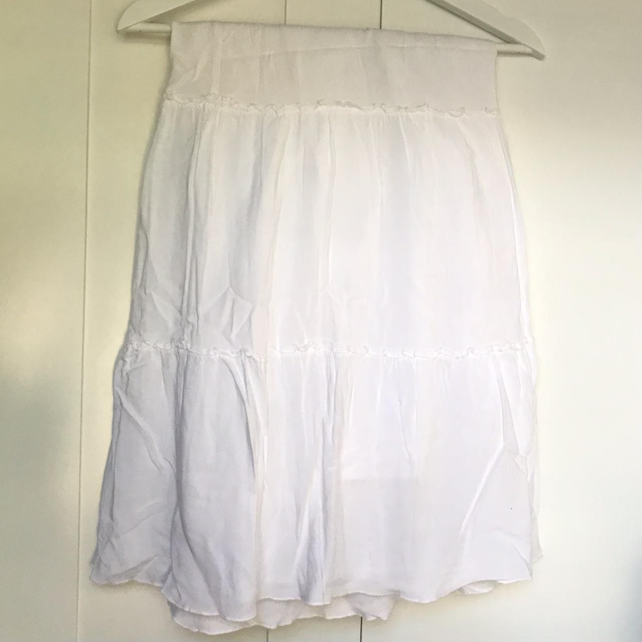 Brandy Melville Izzy skirt there’s a tiny bit of... Depop