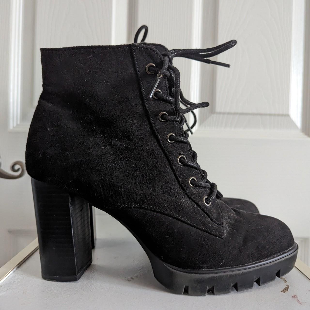 Primark Women's Black Boots Depop