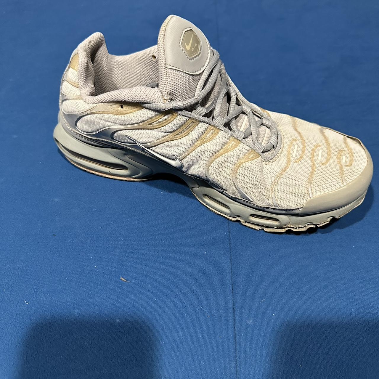 Wolf grey TNs size US 11 - Depop