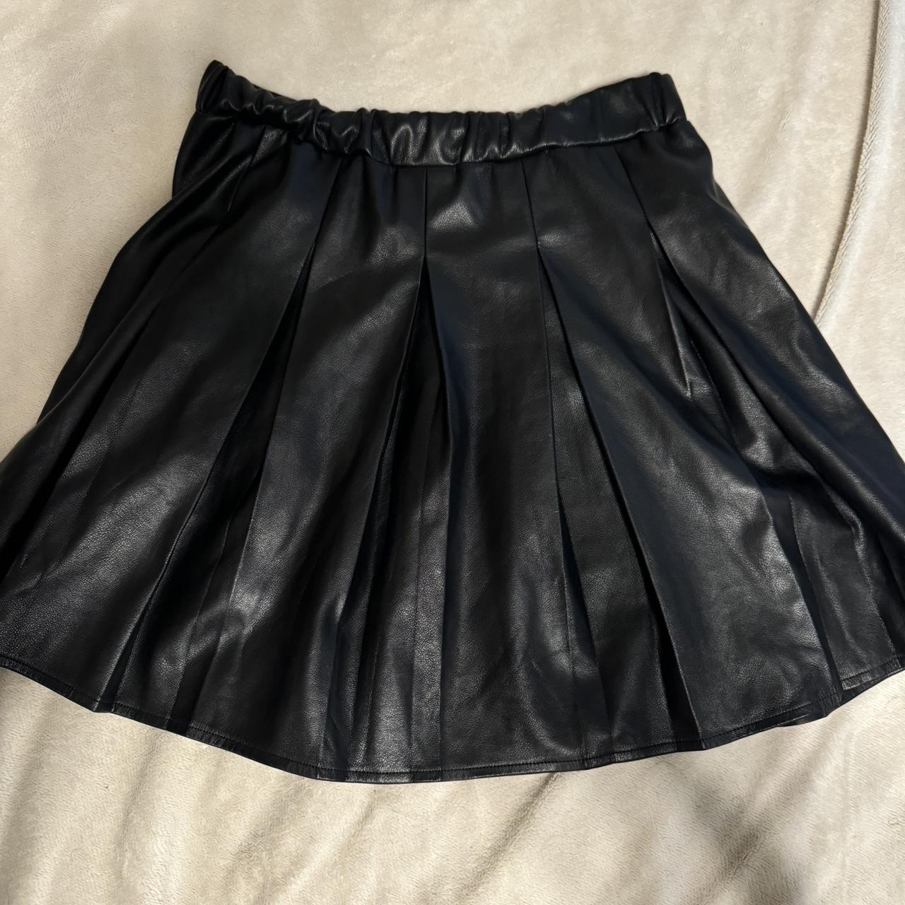 item listed by lia_depop