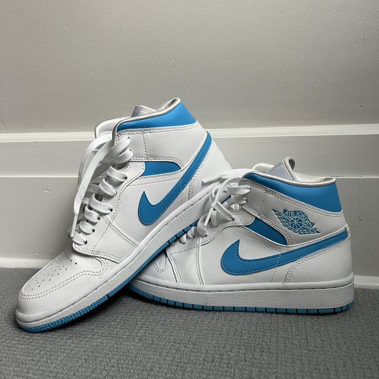 womens nike jordans blue