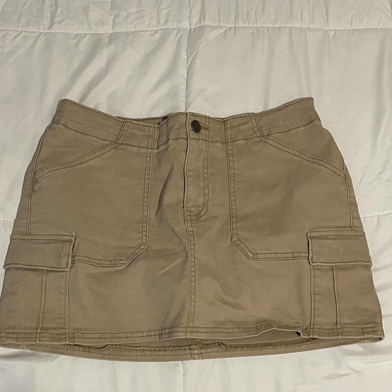 Hollister Co. Women's Khaki Skirt Depop