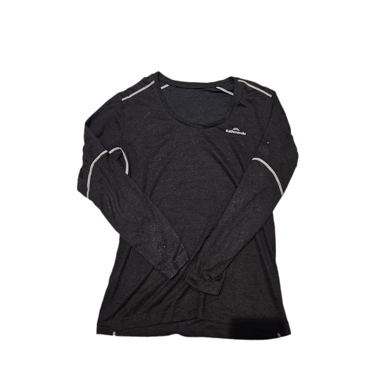 Kathmandu thermal. No label with size so guessing an... Depop