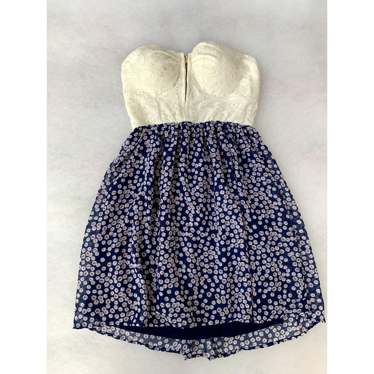 Charlotte russe hot sale junior dresses