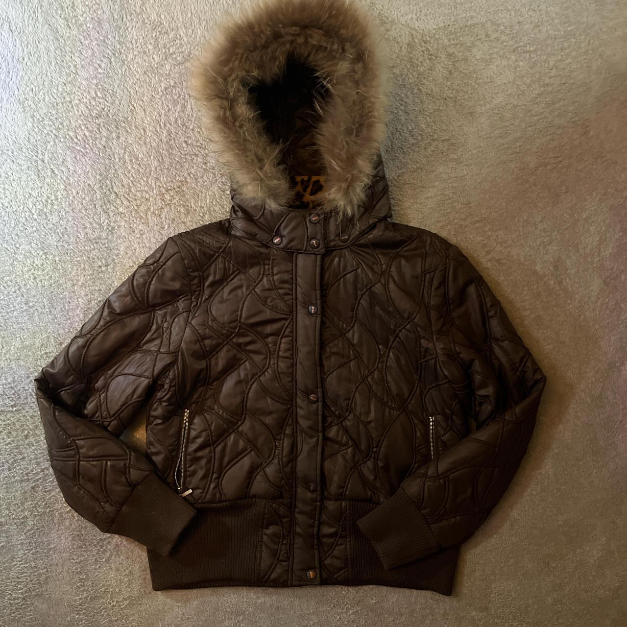 Y2k fur-jacket - Depop