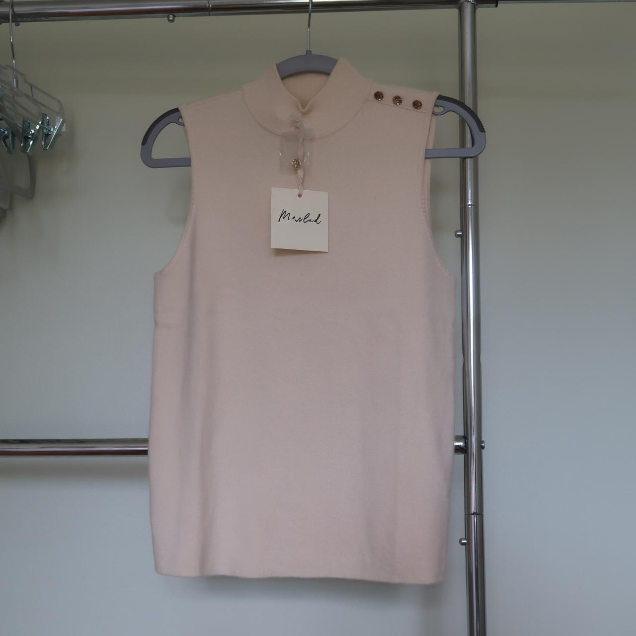 item listed by emilyy_smithh