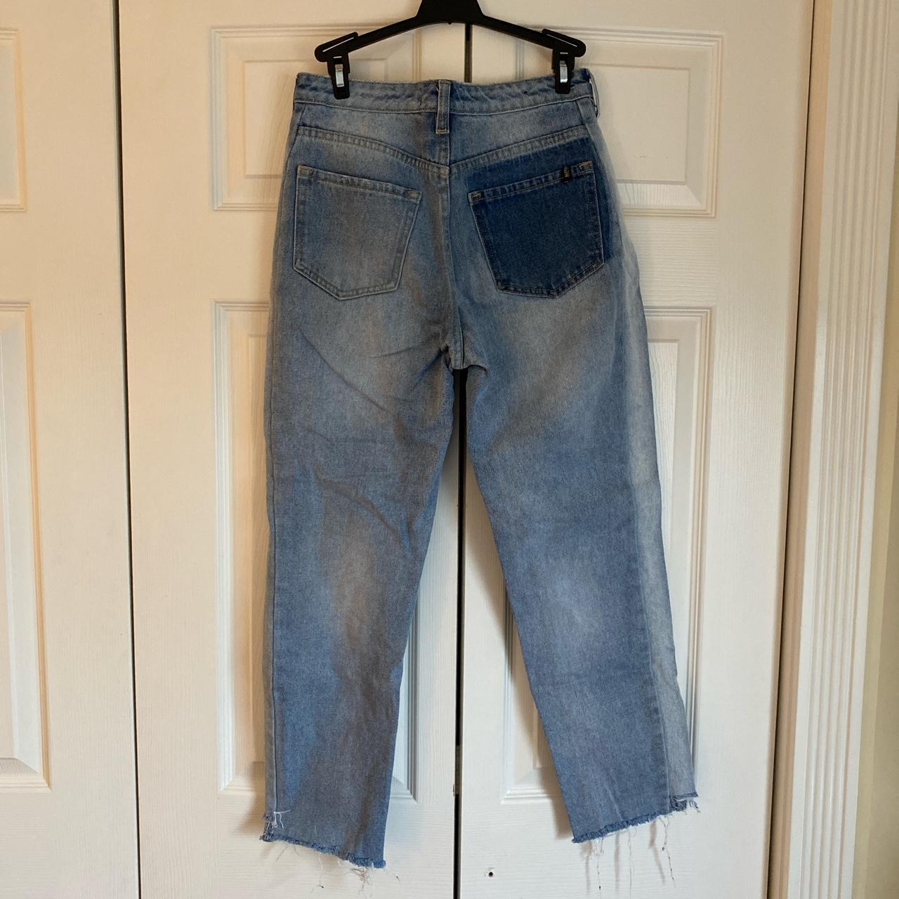 Buffalo girlfriend jeans W26 - Depop