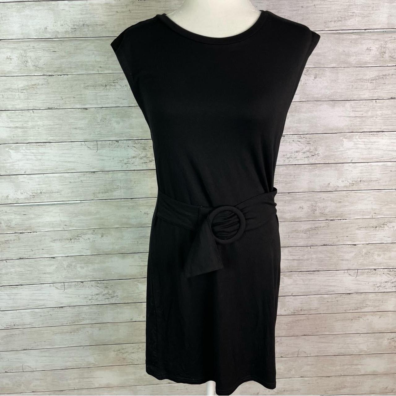 Belted lbd top