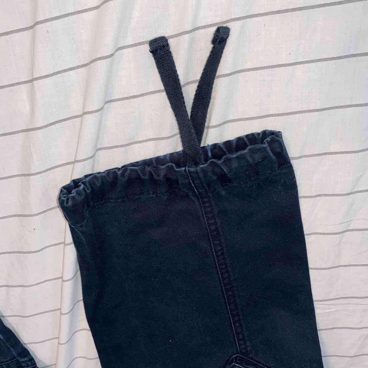 baggy matchstick cargo pants! really cool pants... Depop