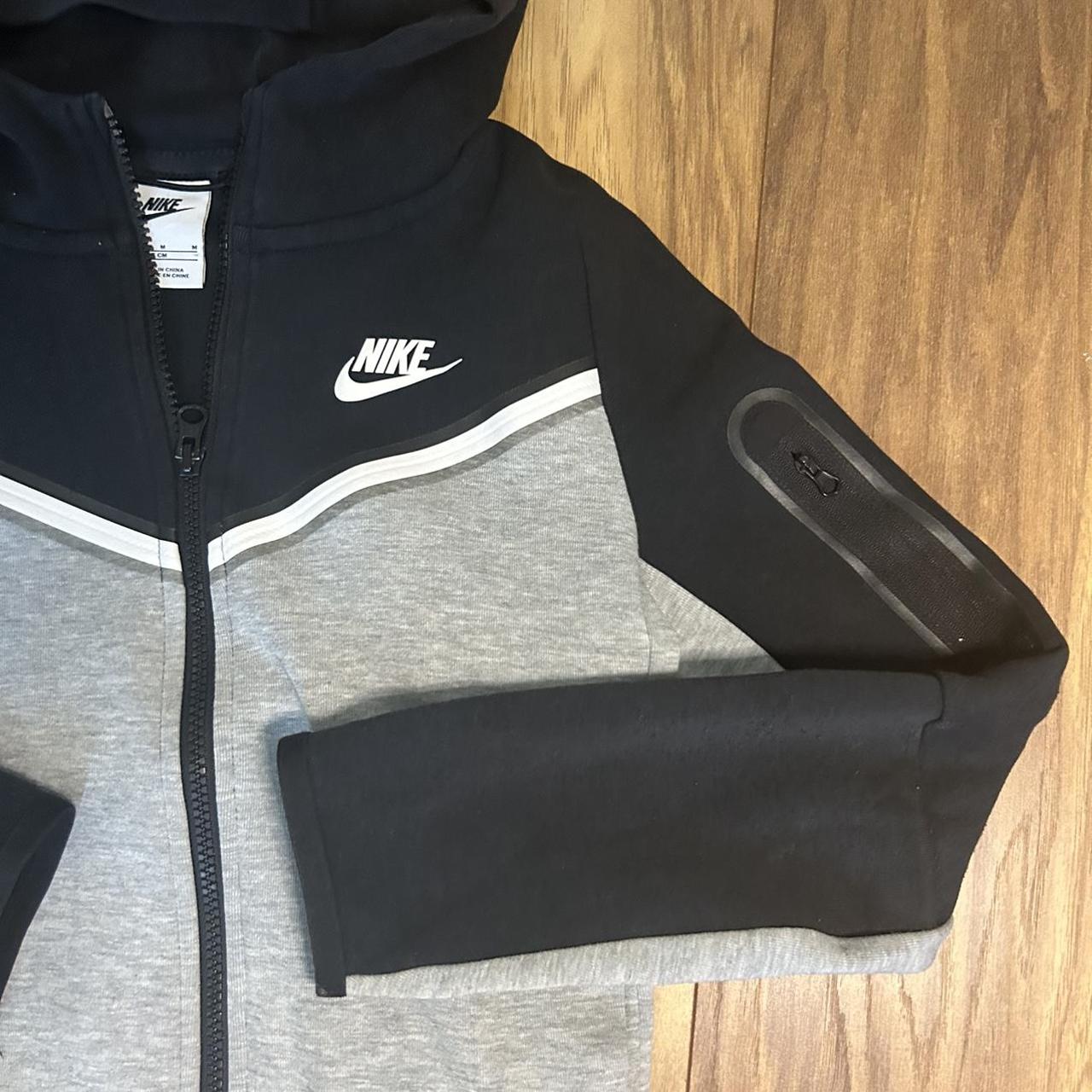 Nike Grey and Black Jacket | Depop