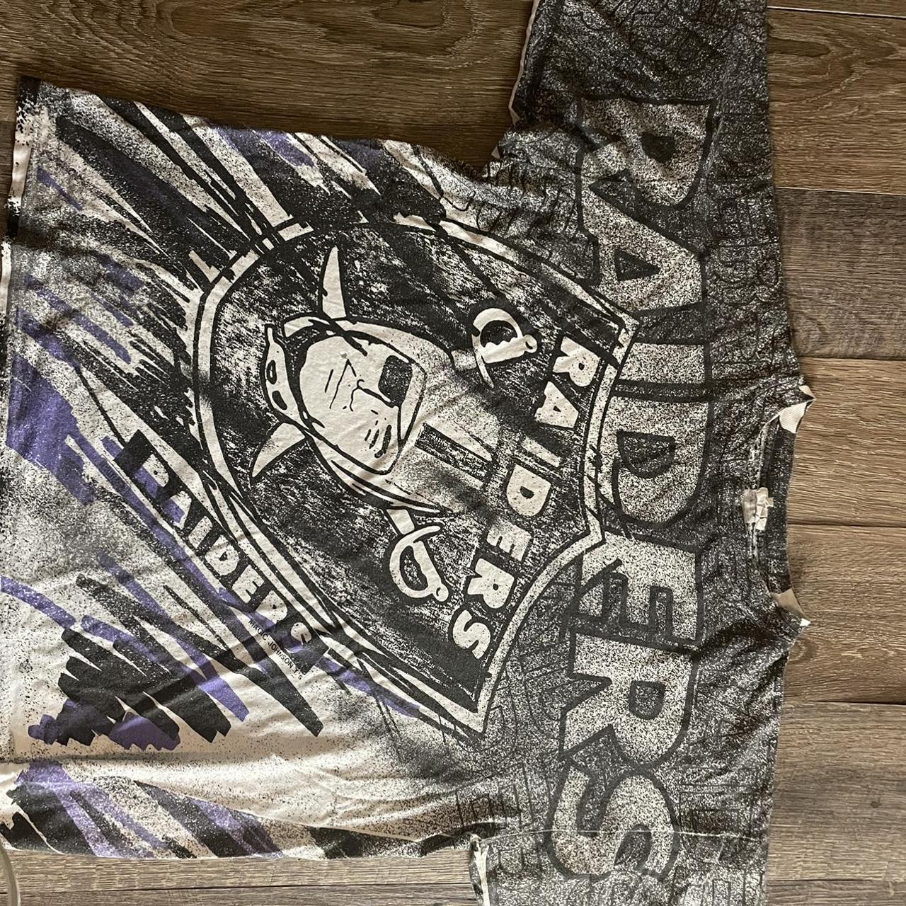 Raiders print over Tee Magic Johnson tee 2 small... - Depop