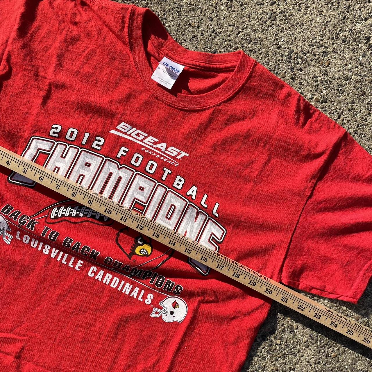 Louisville Cardinals Champion crew neck - Depop