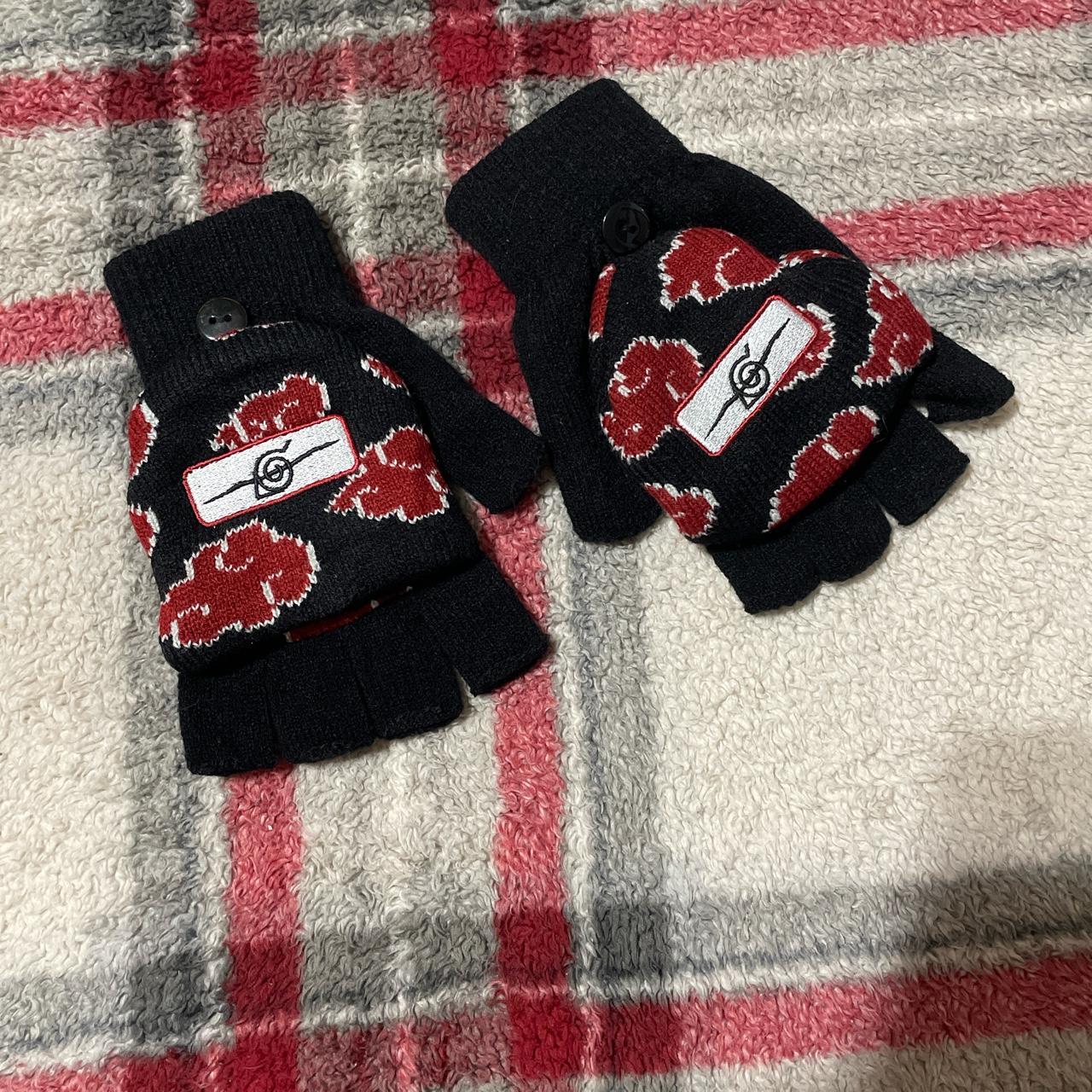 Women’s Black and Red Gloves | Depop