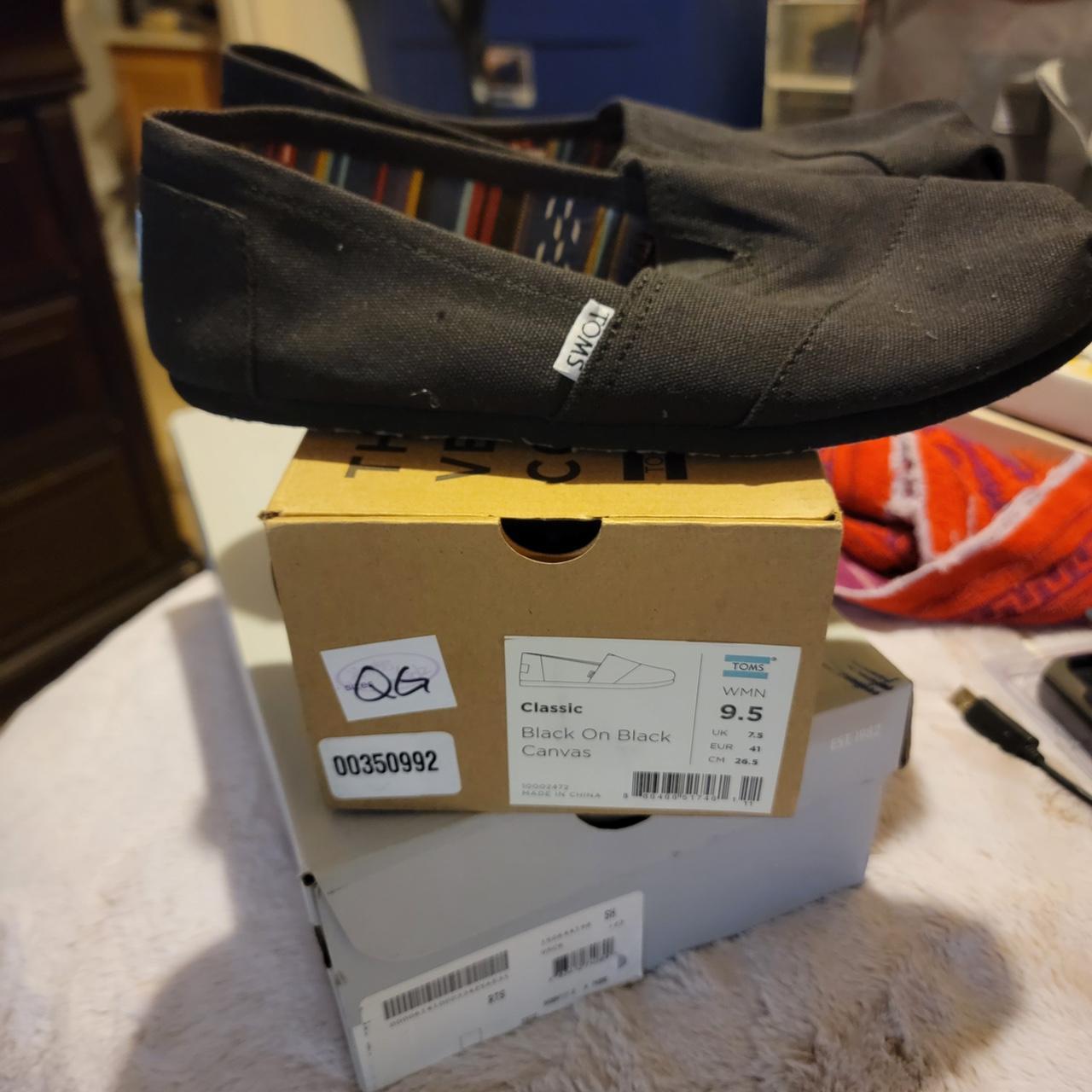 item listed by kzkloset