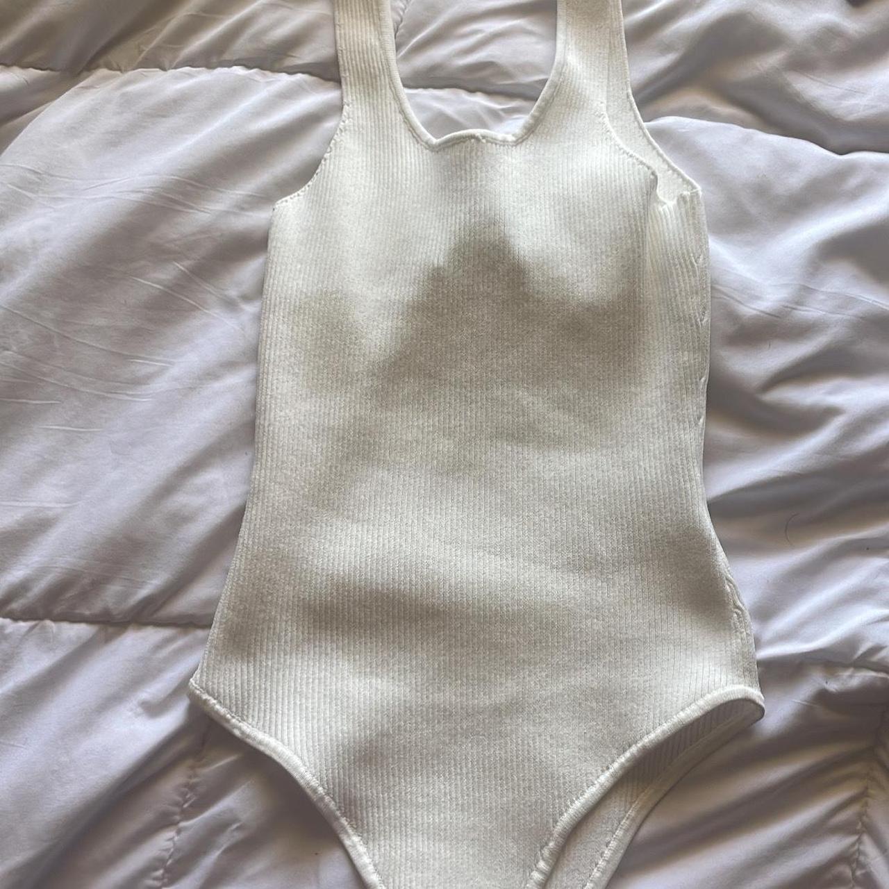 Skims Women's White Bodysuit | Depop