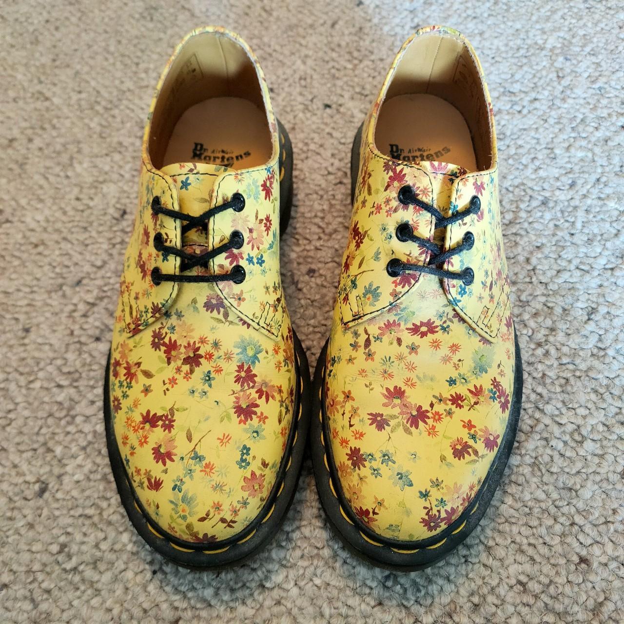 Rare yellow floral 1461 Dr Martens shoes in size UK