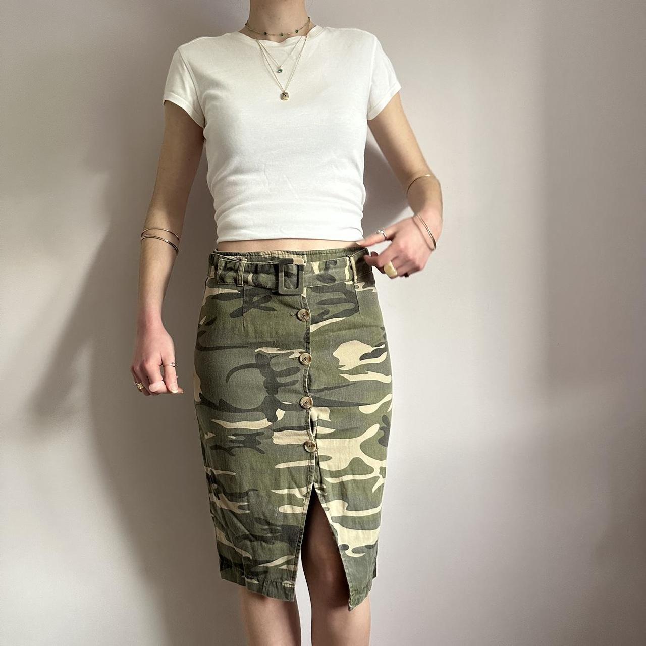 Khaki camo print knee length skirt Buckle belt. Depop