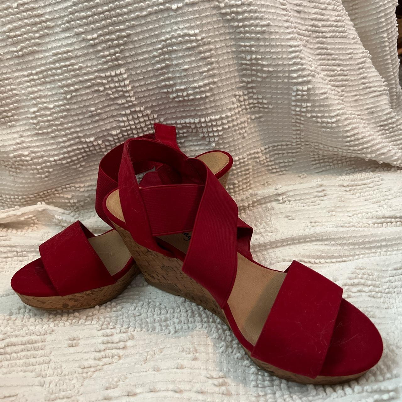 American eagle wedge online sandals