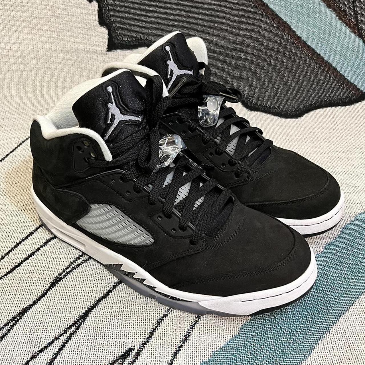 aj5 retro moonlight