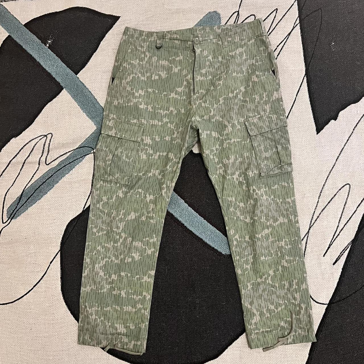 mens nike sb camo pants