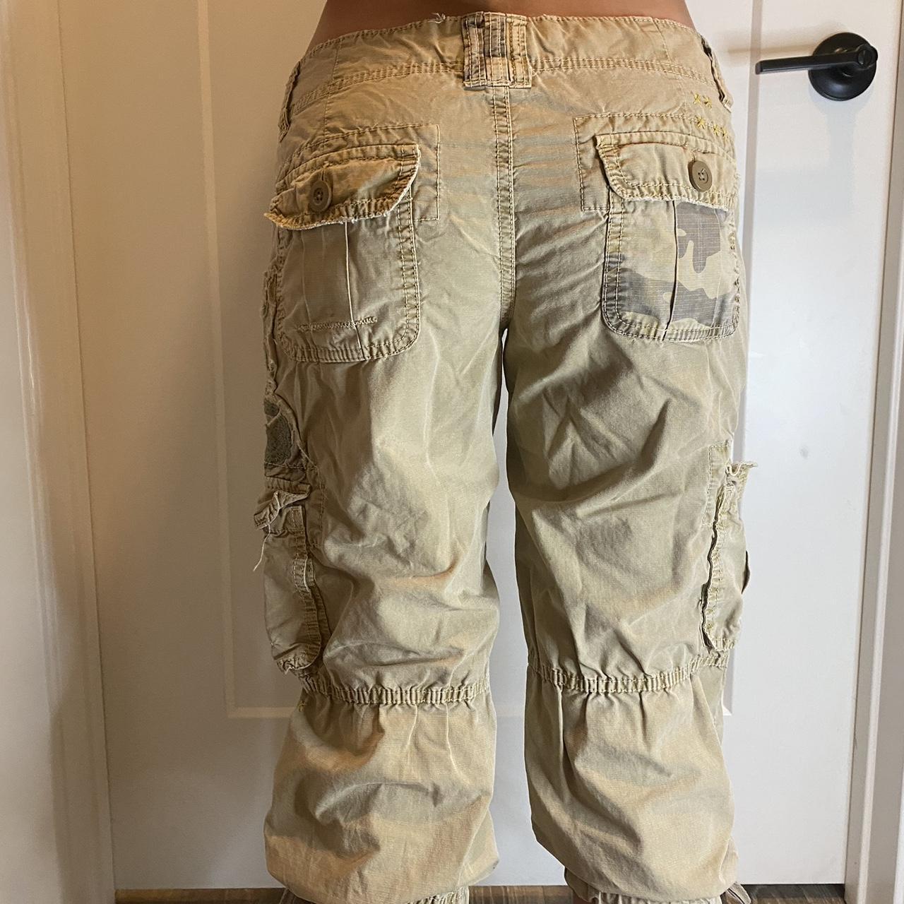 Old navy Cargo capris. Super cute with scrunching on... Depop